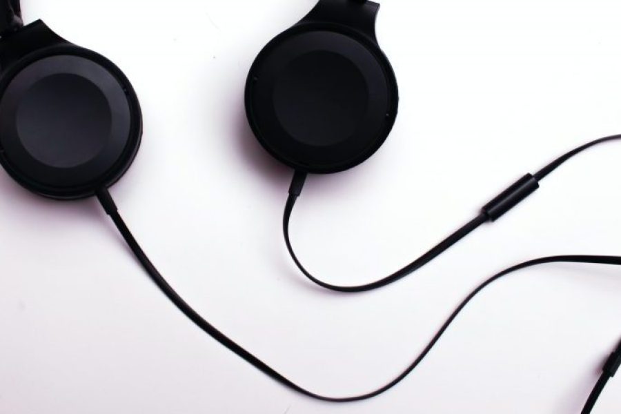 Hifiman HE-400i vs Sennheiser HD650